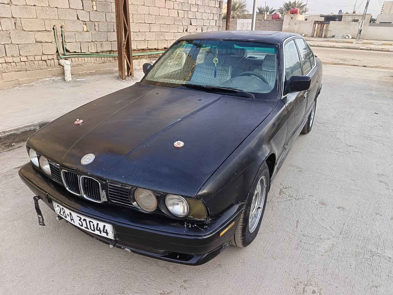 للبيع bmw 525
رقم نجف نكليزي سنويه ل30 مشروع وطني شرط المداور 
مكينه وكير 3000 ديلكو بلكارتون كير جديد
حداديه نفض امامي خلفي 

تخم تاير 

باتري جديد

لايت زنون 

كهربائيات كله شغاله 

السعر 40 وبيه مجال قليل مكاني ناصريه الغراف
***********
