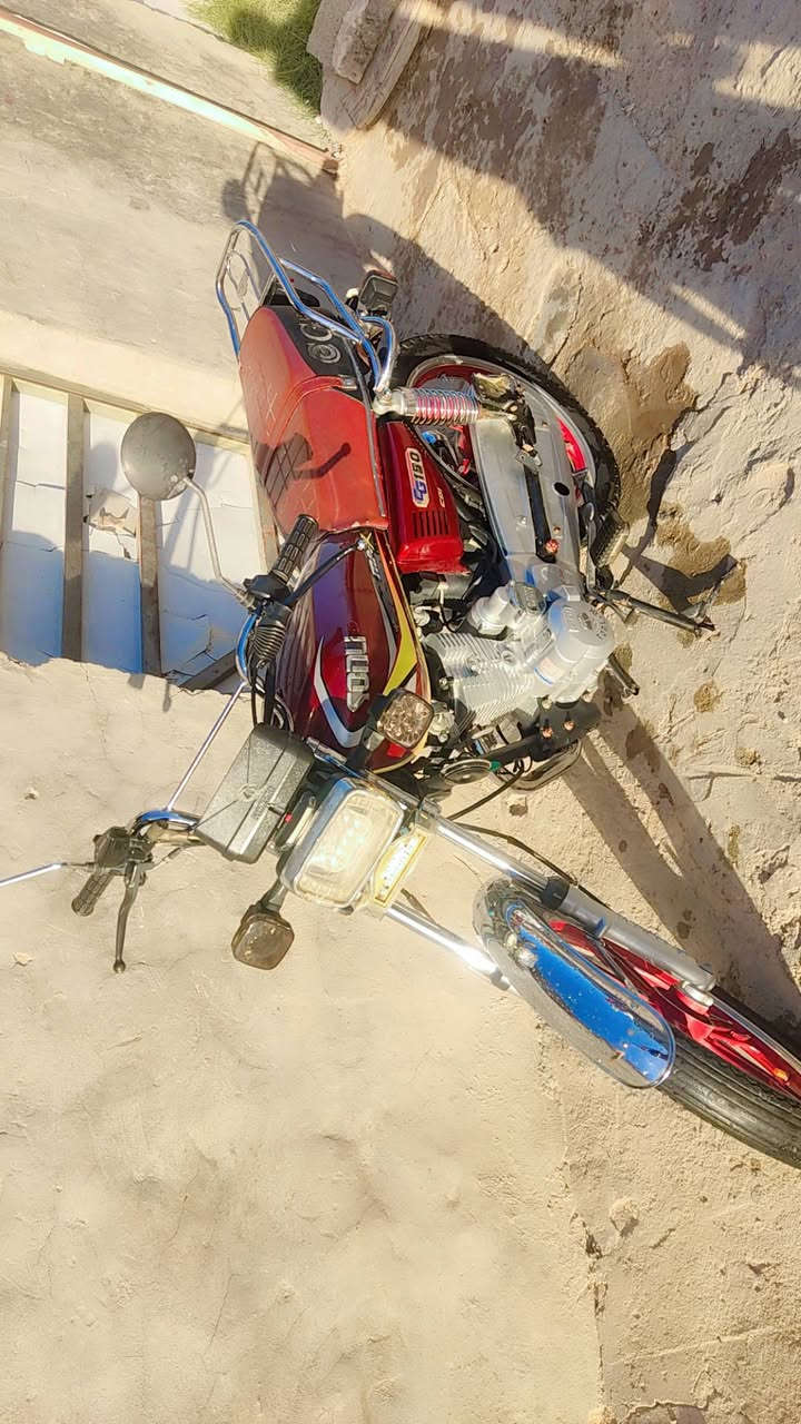 سيفان للبيع سلف هندر محرك جديد موديل 23  750 وبيها مجال  الخاص مفتوح


**إذا كنت صاحب هذا الإعلان وتريد حذفه لأي سبب، رجاءا أرسل رسالة إلى الدعم الفني**