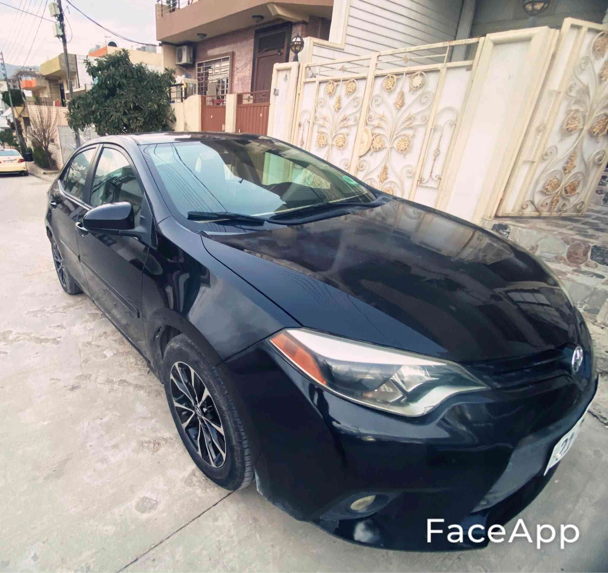 کرۆلا مۆدێل ٢٠١٥ سەیارەیەکی زۆر پاک و توندوتۆڵە ٩٢ مایل ڕۆشتووە یەک پاچەی چەمەلەغی هەیە بێ ناوگرتن
بە شەرتی تەحویل و غەرامە ماڵی دۆستە.

*********** السليمانية, العراق
