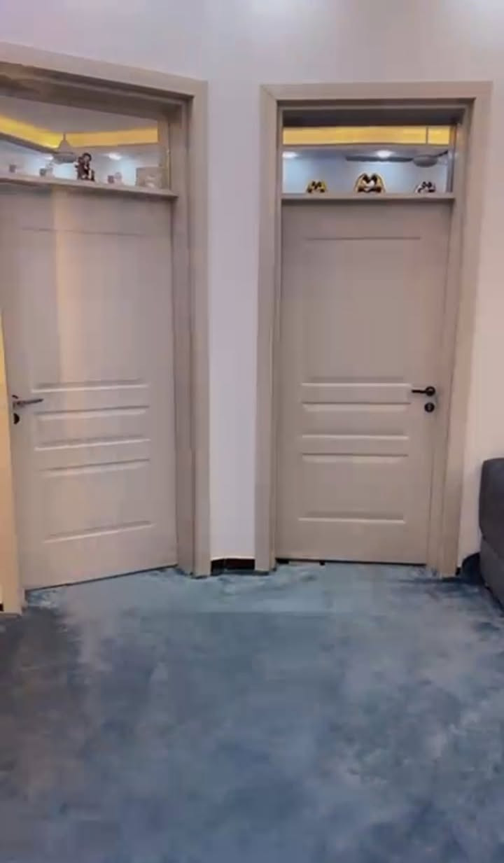 #دار_للــبيــع  #نقد
/ السعر / (85 مليون) 

مكلف بالنشر 

📍 الموقع حي الامين الاولى شارع الاول خلف سيراميك العيساوي 
📜
#بناء سنه 2025
🔹 المساحة: 120 متر
🔹 الواجهة: 7 متر
🔹 البناء: طابوق وكونكريت مسلح

🏠 المواصفات:

 • غرفتين نوم
 • صالة + استقبال
 • مطبخ
 • صحيات داخلية وخارجية

✨ الدار جاهز للسكن – بناء جديد تسليم مفتاح 
———————————————————
🔺#للاستفسار الاتصال على

 📲***********
