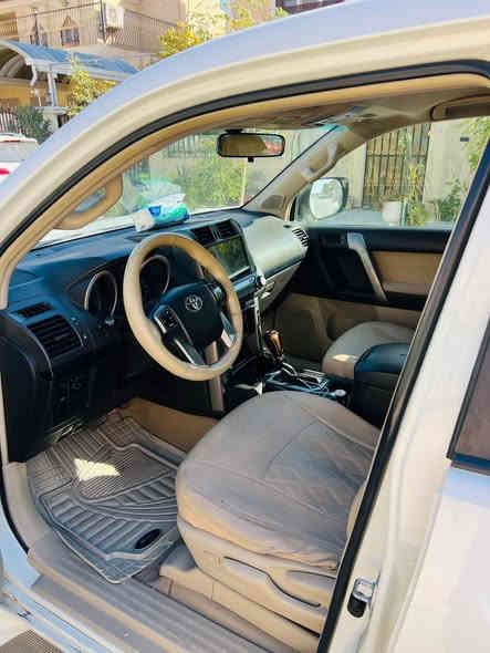 سلام عليكم
 برادو 2013 محدثه 2017                        
4 سلندر 
رقم اربيل وكالة عامة ب أسمي
بيها الچاملغ الامامي صبغ بدون حادث وبدون معجون
 وسونارها موجود بالصور تكحيلات بسيطه بيها  
سيارة نضيفه وما عايزها شي ومتانة وقوة البرادو معروف
 وكلشي واضح بالصور أمامكم
سعرها 240 وبيها مجال قليل
 وأي استفسار الاتصال على هذا الرقم ***********
