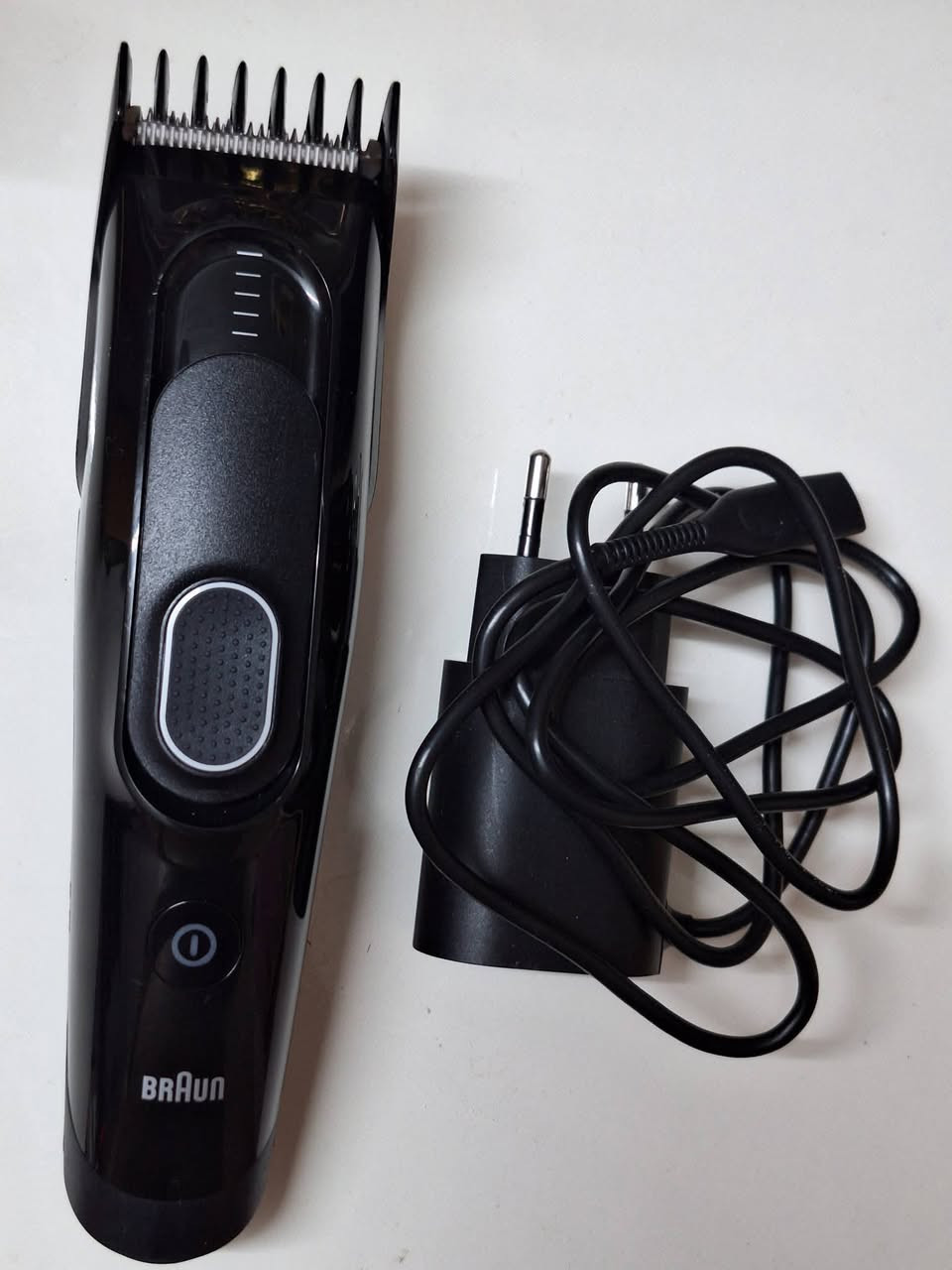 مكينه حلاقه براون المانيا اصليه
الشراي يتصل عل رقم او يدخل خاص 
نمره من 3الى 24 
***********
ملاحظه المكينه سعره بل مواقع 119الف دينار اني اريدها اب 75الف فقط
