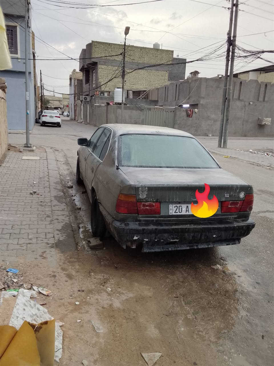 بيئم موديل 90 
حجم 525 مكينه فانوس 
السياره فول عادي (جام وسلايت جوبي )
مكانه نجف سعره 38 وبيه مجال قليل 
***********
