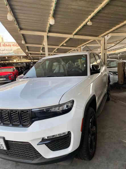 سلام عليكم 

جيب كرانـد شيروكي التيتيود  بلاك ادشن
موديل 2024
ضمان شركه هارلم 
معرض خيرات بغداد المركزي بغداد الوزيرية مقابل المجمع العلمي 
الاستفسار 
ابو تماره ***********
حسن *********** بغداد
