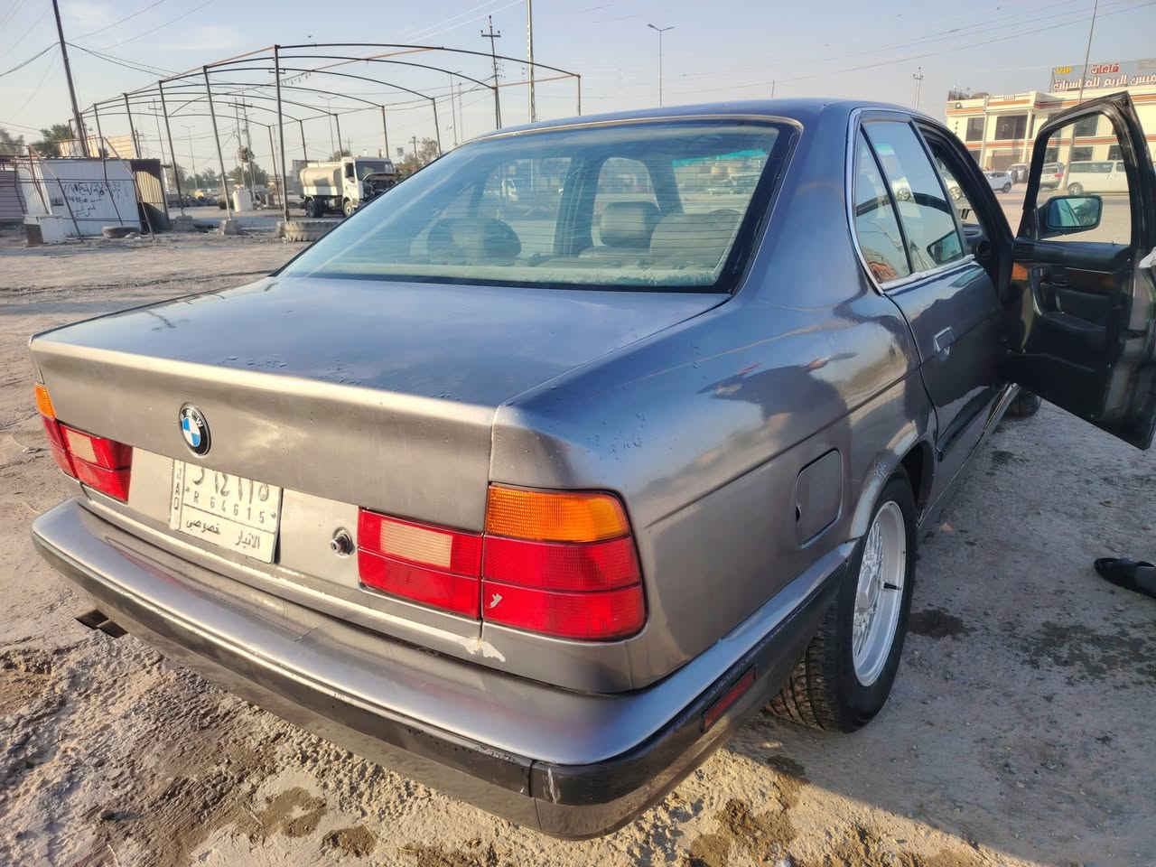 للبيع حجم ٥٢٥
رقم انبار شرط لمداور مالك بلحله

***********
