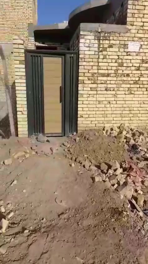 هيكل ١٠٠م  خلفي للبيع الفداء  مقاطعه ٢٦ مقابل الدارس ثاني قطعه عن التبيلط السايدين السعر ٥٧ مع المجال منطقه سكنيه خدمات متوفره لاستفسار الاتصال
***********
