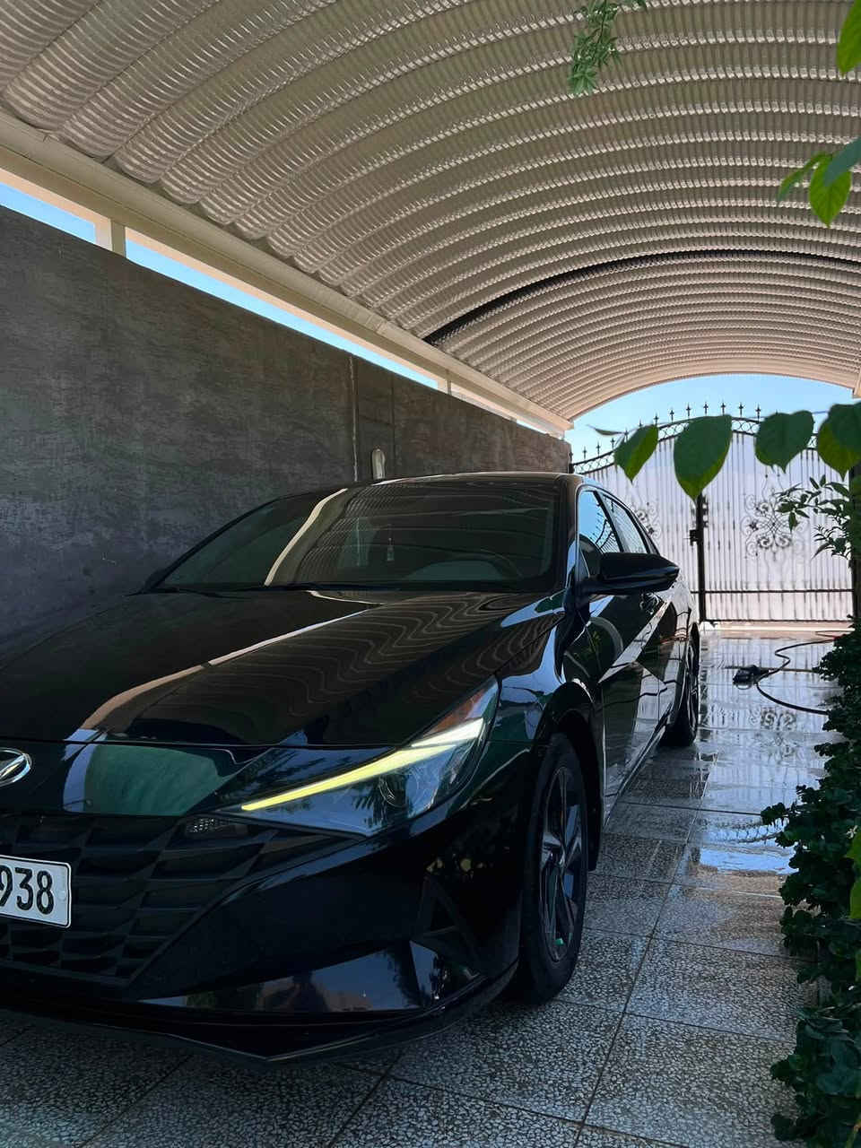 🚘 للبيع | إلنترا 2022 SEL أمريكي
اللهم صلِّ على محمد وآل محمد 🌹
بيع او مرواس 

إلنترا 2022 فئة SEL، محرك 2.0 بانزين، مركب عليها منظومة غاز حديثة، سيارة نظيفة جدًا واستعمال مرتب، اقتصادية بالوقود وجاهزة للاستخدام سيارة جديده او وستخدام قليل 

ممشى 60 الف

المواصفات:

✔️ محرك 2.0 بانزين + منظومة غاز

✔️ شاشة لمس + كاميرا خلفية

✔️ تشغيل بصمة وزر ستارت

✔️ Apple CarPlay وAndroid Auto

✔️ تكييف ثلج

قيادة سيارة ذاتية وتحديد مسار ومستشعر امامي 

🔹 الحادث كان بنيد صبغ فقط.

🔹 ربع الجاملغ بارد.

السعر 155 وبيها مجال مكان السيارة بغداد اليوسفية /***********
