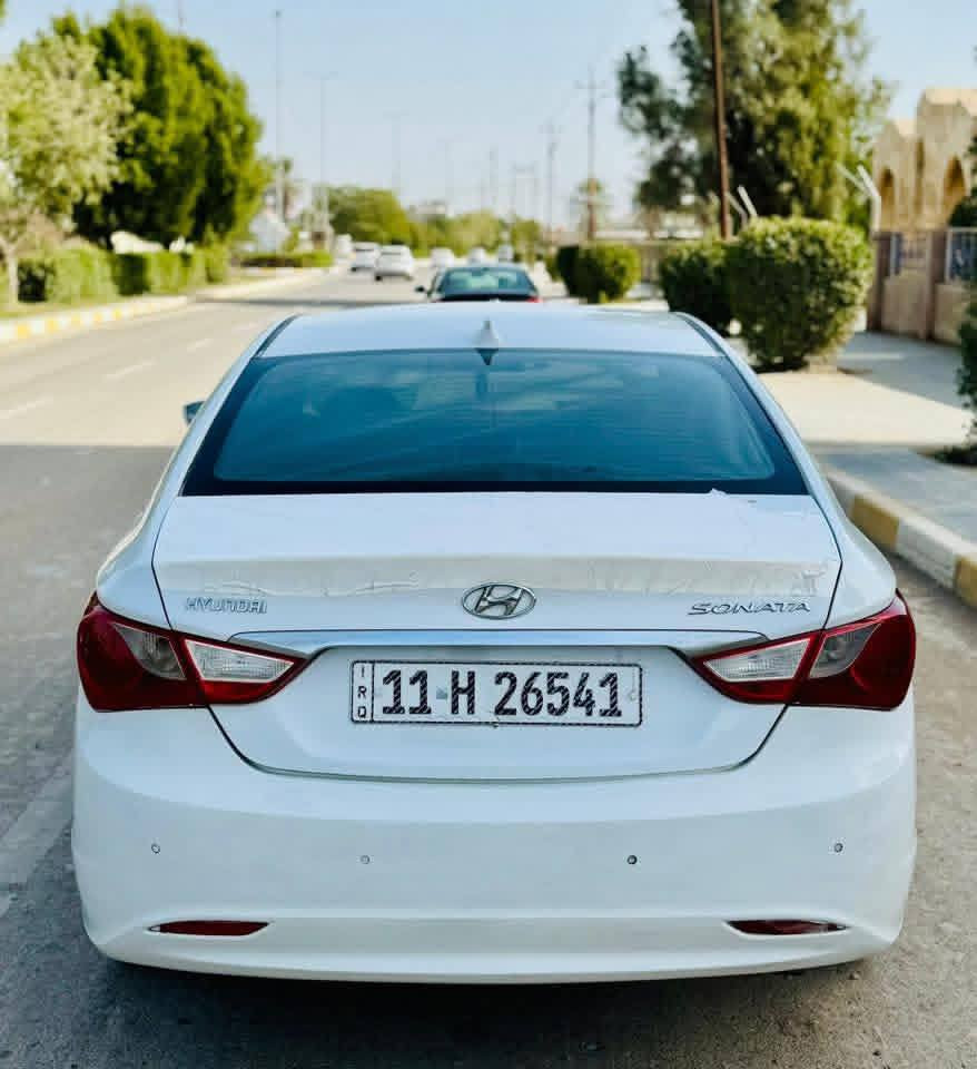 السلام عليكم
سوناتا 2012 خليجيه 

مكينه 2400 
رقم بغداد بسمي 
بيه صبغ 4 قطع بدون دواخل بدون حادث
مكانه الحله 
السعر 117 وبيه مجال 
***********
