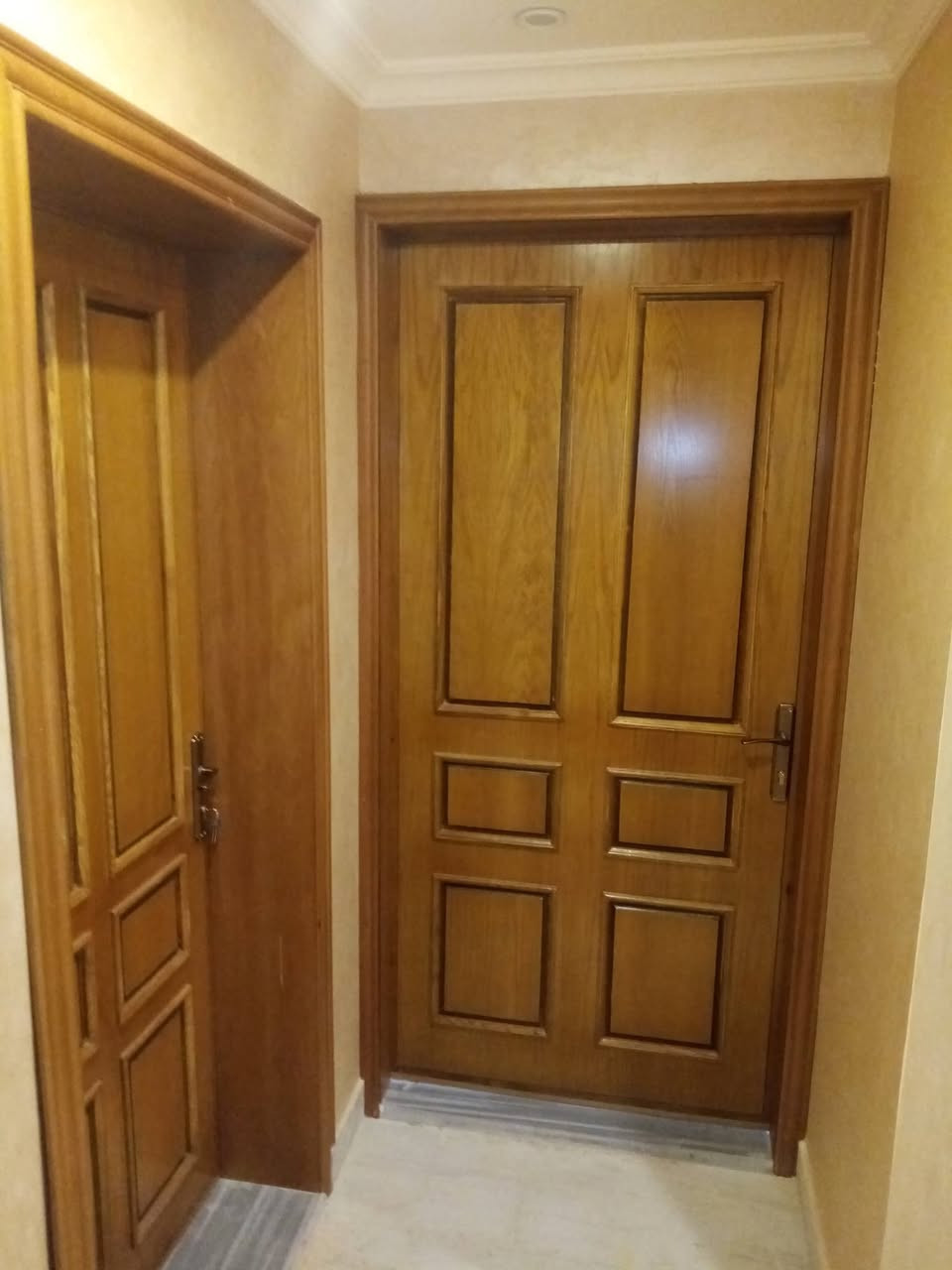 عروض على ابواب الخشب #الداخليه #الخارجيه
يتوفر عدد من موديلات البواب الحصريه 
ابواب قشره الجوز 
ابواب قشره البلوط
ابوب pvc 
ابواب لامنيت 
ابواب السحاب
ابواب الزوجاج
افضل تشكيله متوفر في منجره محمد طعمه 
للتواصل معنا على رقم
0789752659


**إذا كنت صاحب هذا الإعلان وتريد حذفه لأي سبب، رجاءا أرسل رسالة إلى الدعم الفني**