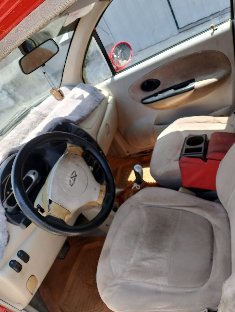 سلام عليكم كيو كيو البيع والشراي بي خير ويدلل نضافته شوف العين الكير اوتماتيك ومكينه خير من الله موديل 13سنويته صاقطه صار اله سنتين سعره 25وبيه مجال حاك الجيه (غير متواجد عله الفيس )...***********
