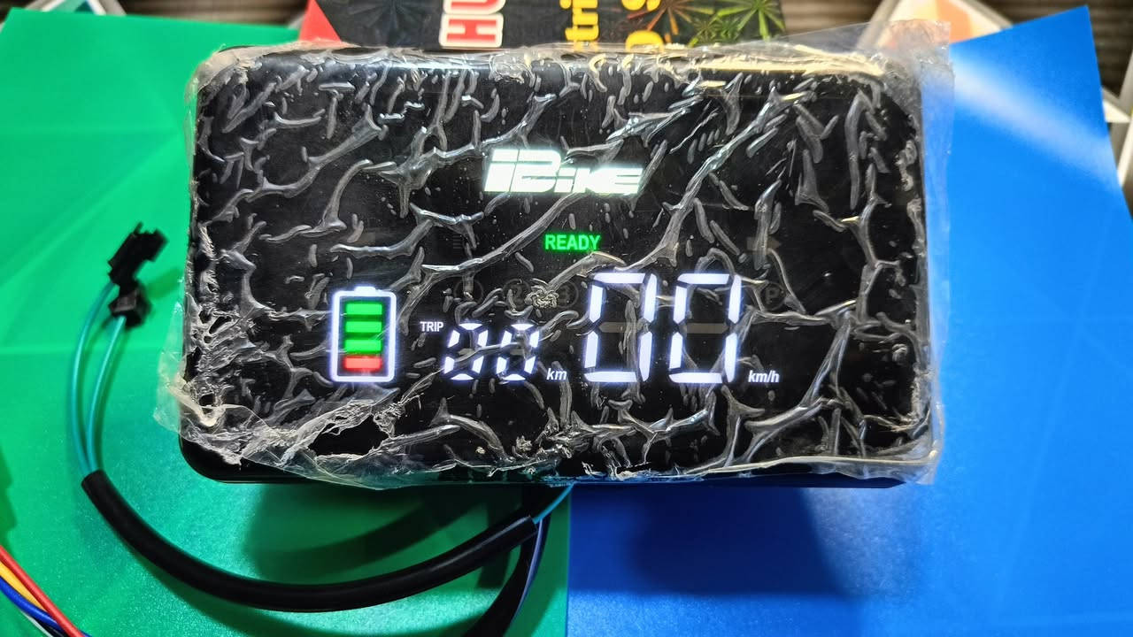 شاشة درجة شحن تعمل على 48-60-72 فولت 
سعر الشاشة 15 مع التوصيل 
شاشة R9
شاشات 3 سرعات و 4 سرعات تعمل على دراجة حجم 20 و 14 و 16  و 17


**إذا كنت صاحب هذا الإعلان وتريد حذفه لأي سبب، رجاءا أرسل رسالة إلى الدعم الفني**