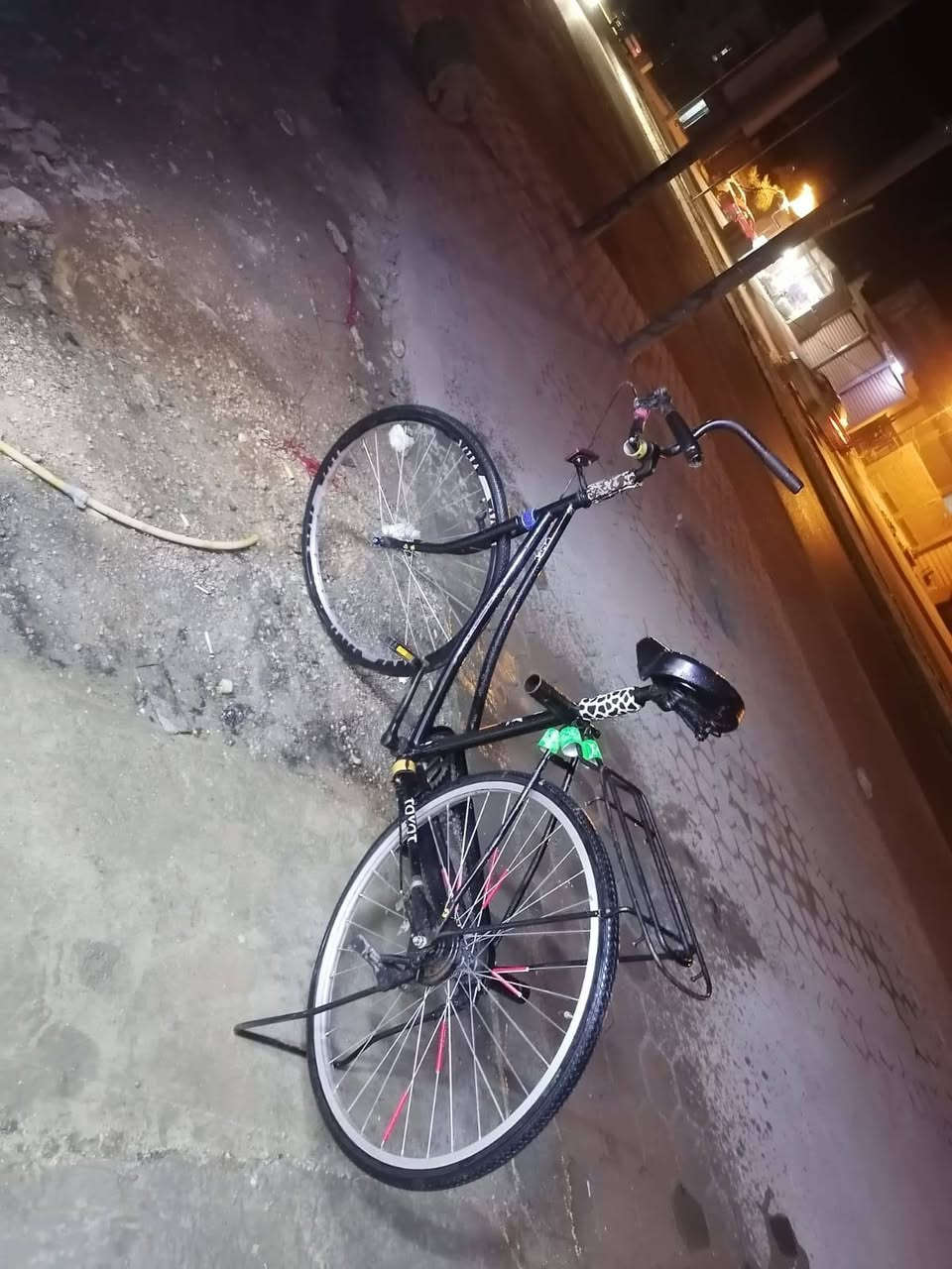 سلام عليكم بايسكل للبيع الله شاهد كله جديد *********** تصل نت ماعندي
