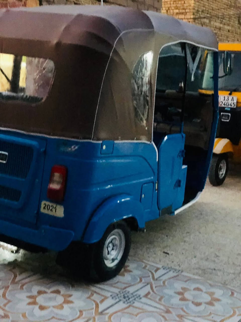 تكتك للبيع اوراق وكيله شاكر موديل 2022شهر 6 كشره مكفوله ماعد لدوس ما معمره لسعر 6ملاين ونص وبيه مجال حك لجيه مكلف بل نشر هذا رقم راعيه ‏‪***********‬‏ بيك خير وتدلل
