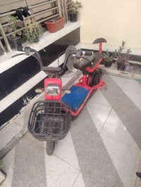 سعره 75 شغاله بس باتريات يرادله مكاني الراشدية 07712247930