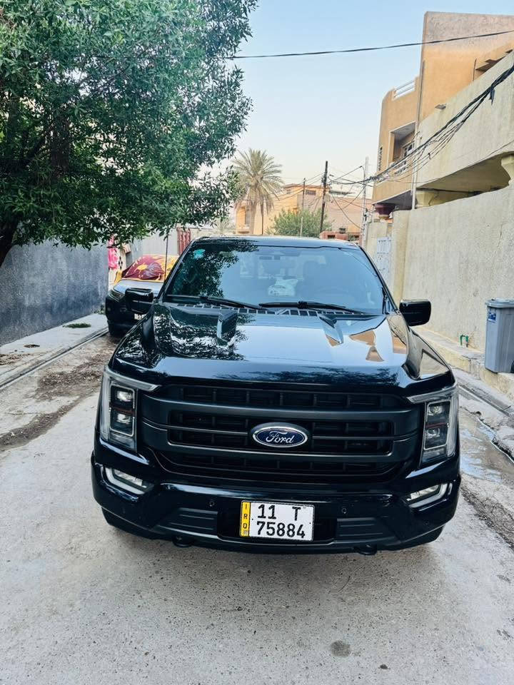 بسم الله الرحمن الرحيم
للبيع فورد F150  2023 هايبرد  اللون اسود 
بجم كبس شركة 
حساسات امامي و خلفي 
رادار 360درجة
باب بدي فتح عل البصمة كهربائي
شاشات عدد 2 ديجيتال حجم كبير مال فول مواصفات 
قيادة ذاتية و تحديد مسار 
كشنات كهربائي و تدفئةو تبريد و ميموري
ستيرن كهربائي
مري تحكم كهربائي و اشاره و كامرة خلفي فقط
بصمات دخول ابواب 
انارة محيطية 360 درجة 
منافذ كهرباء 220 فولت و كذلك 110 فولت السيارة  بيها 3 منفذ بالبدي طلب خاص 
وضعيات القيادة  7 انظمة
محرك 3500 تون تيربو كير 10 نمر
 السيارة ضربتها نص  الباب خلفي ونص من الجاملغ جهة اليمنى 
بدون شاصي 
رقم بغداد
ماشية 95 الف
السعر 365$
لمزيد من المعلومات و التفاصيل واتساب او الاتصال ***********
