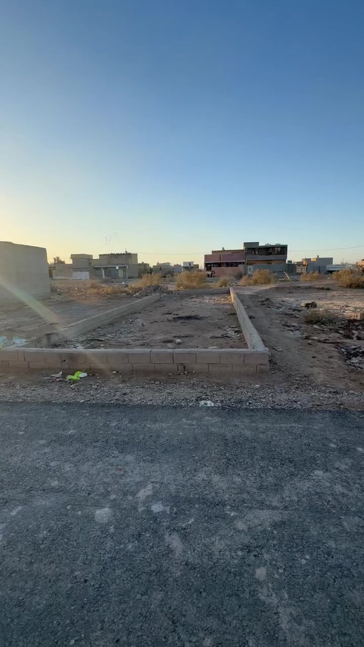 سلام عليكم قطعه ارض لبيع مساحه 90متر
سند 25سبع قصور شارع ابو علي 

خدمات ماء وكهرباء ومجاري وتبليط 

عرض الفرع 9متر السعر 15وبيه مجال 

*********** بي وتساب 

08734152599

أو مراجعة المكتب التساهل عنوان سبع قصور شارع ابو علي قرب أسواق سواعد بيت عربي
