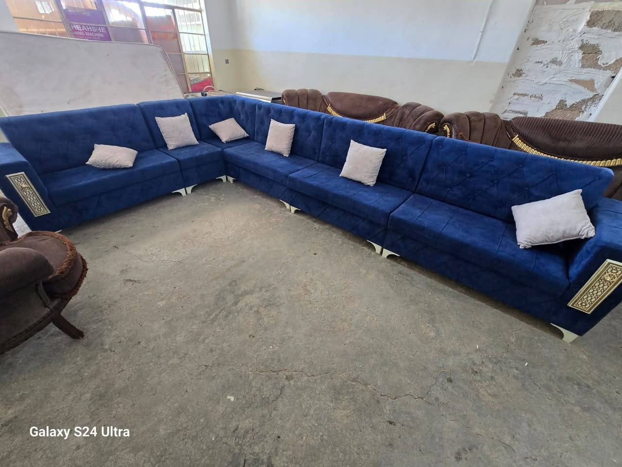 وجبه جديده للبيع المواد المنزلية المستخدمة
(البالة) الكاونترات بسعر جمله واليريد فصال هم موجود ( البيع نقد او اقصاد ) محلات (ليث ال سطام) 
ناحية الشورة بالقرب من خزان الماء  الرقم ***********
