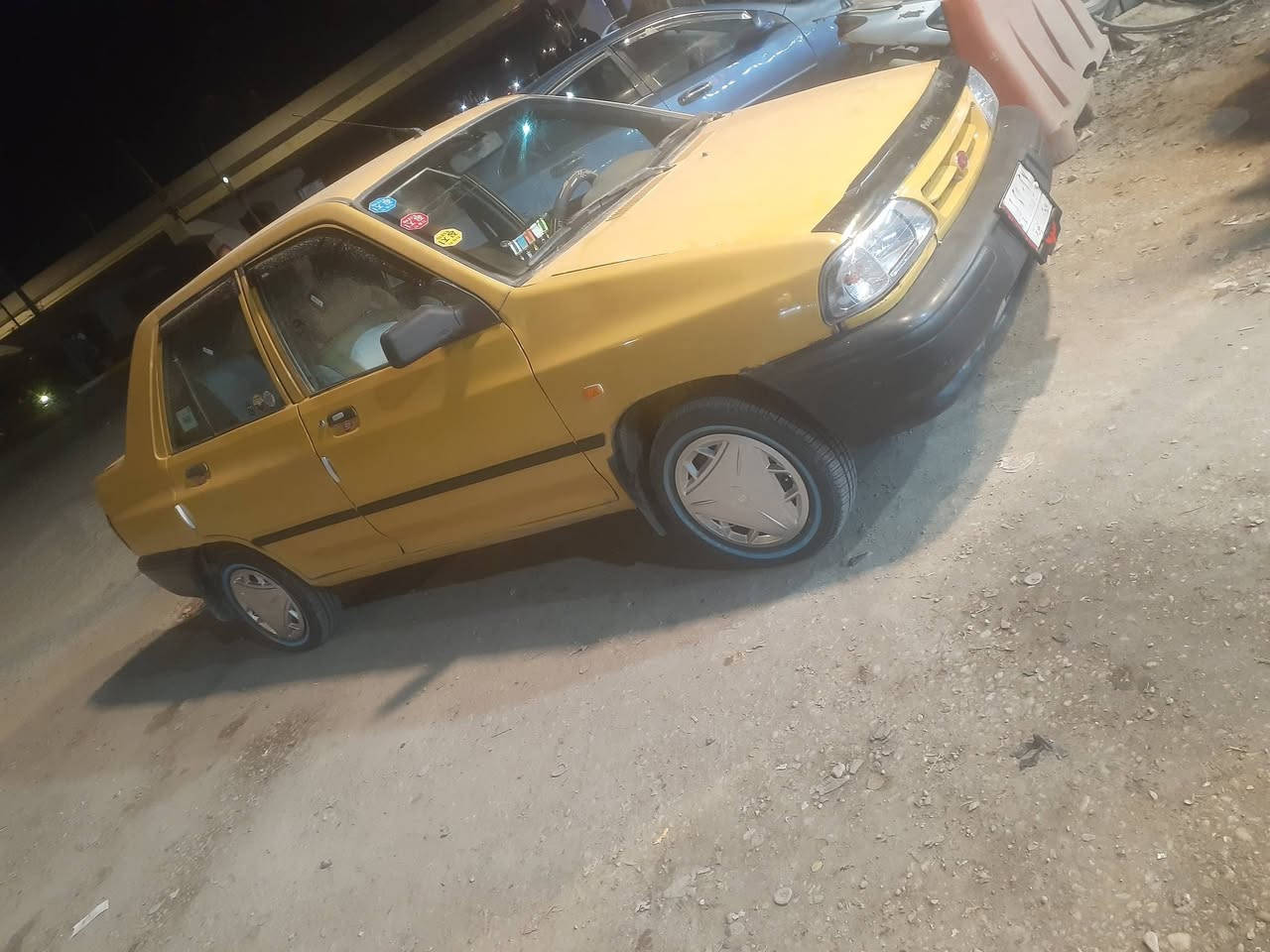 السلام عليكم سايبه للبيع موديل 2015 مصفره رقم كربلاء تخم تاير جديد حدادية حلوة مكينة حلوة شواصي حلوات كهربائيات شغاله مدوشمة السعر 32 وبيه مجال مكان السياره كربلاء طويريج رقم الهاتف ***********
