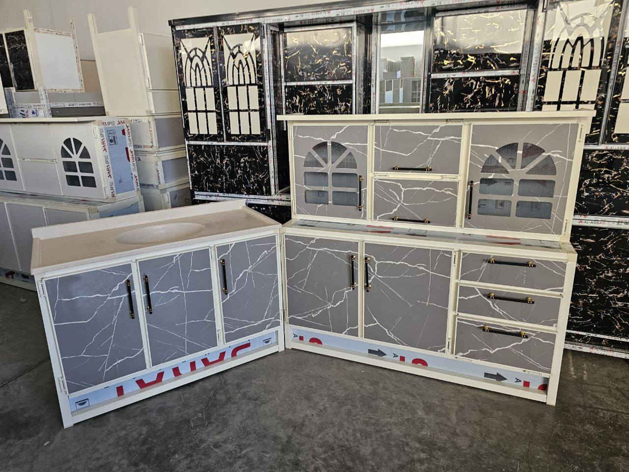 كاونتر مترونص مع ملحق متر ونص مع سنك مرمر متر و20 السعر 💸230فقط تخفيضات لفتره محدوده سارعو بل حجز قبل انتهاء العروض. *********** رقم واتساب.
