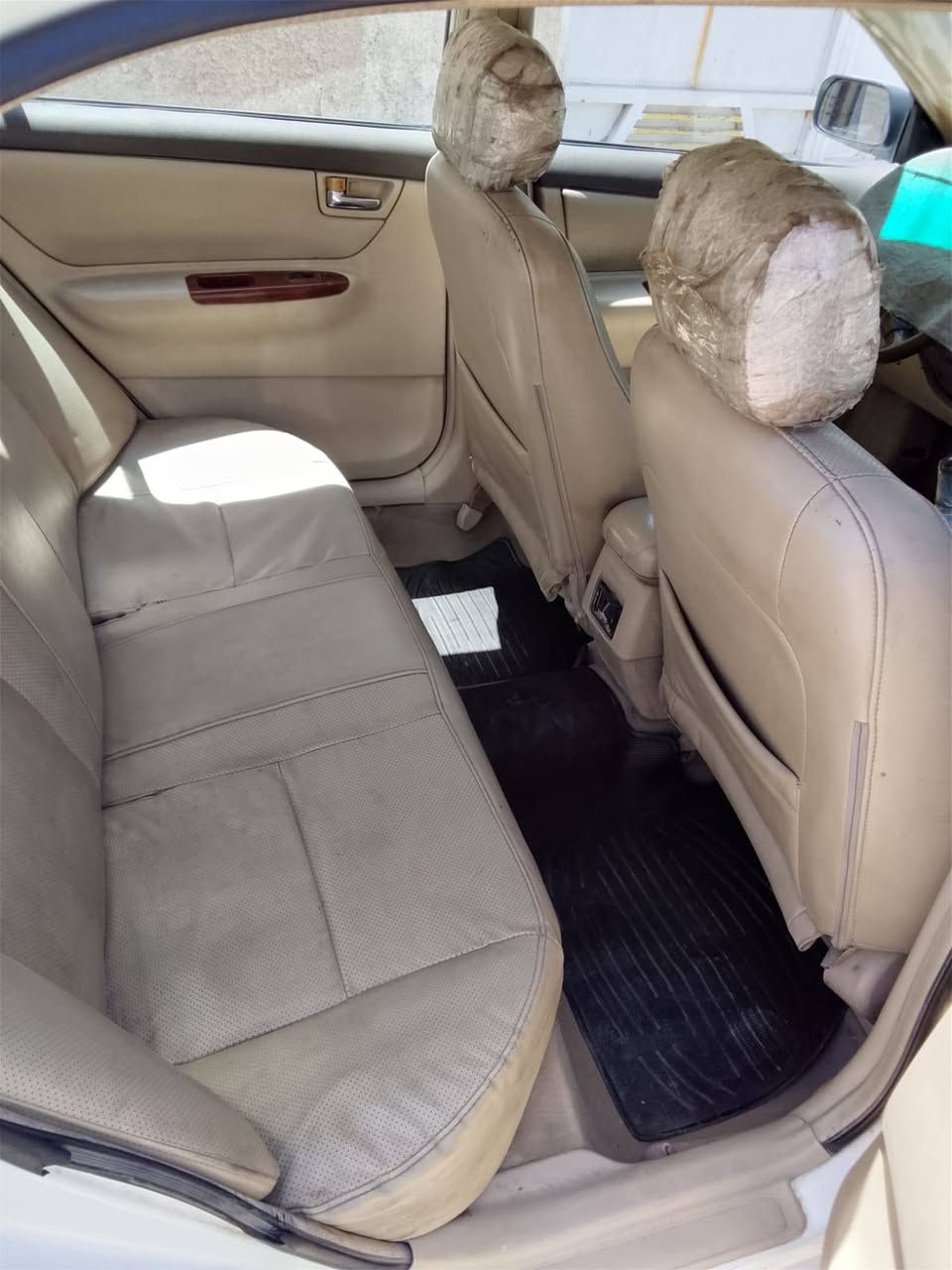 السلام عليكم سيارة BYD F3 كامله من كل النواحي مكينه كير عادي تخم تاير تبريد ماعدى الهلات معمرة
مكلف بلنشر هذا رقم راعيها *********** رايدة 53 وبيهه مجال

