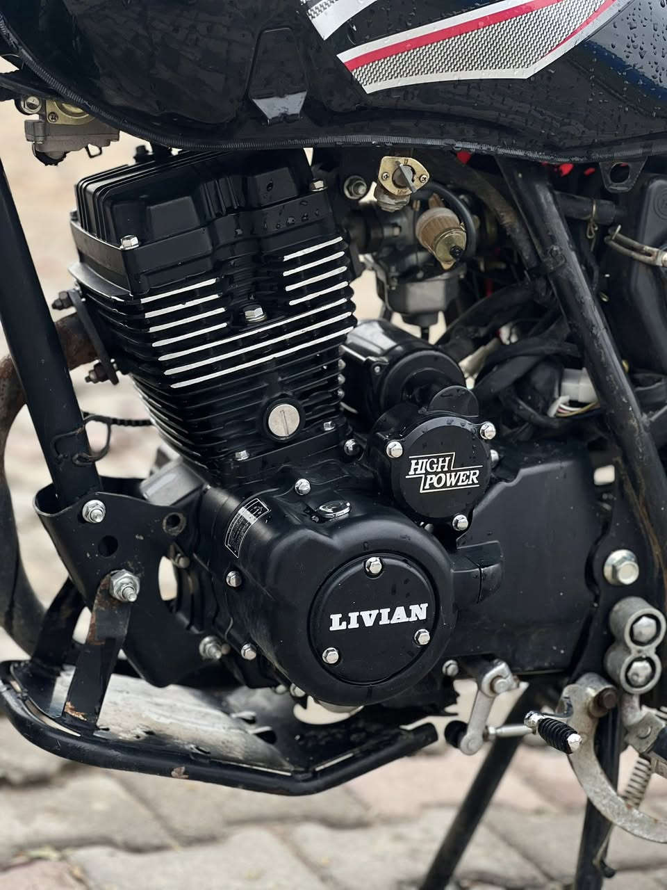 السلام عليكم لافين للبيع موديل 2020محرك ما مفتوح دراجه كلهاع بلاد  نضافه فوول ما بيها اي نقص سعرها 500 وبيها مجال شي قليل الشراي يتصل ***********
