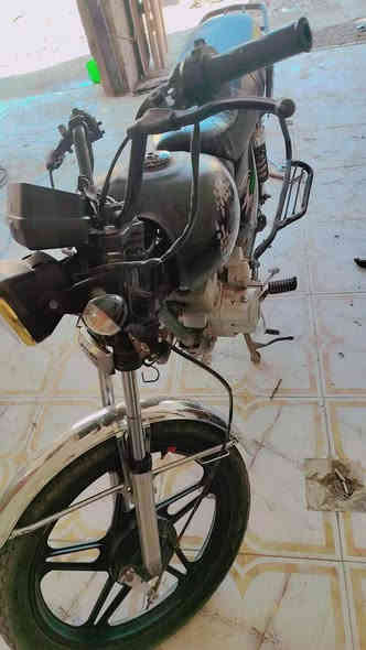 السلام عليكم موطور للبيع سنكي محرك 150 نضيف كلش مكينه خير من الله لا تنقيص ولا تبخير مكفوله الموطور كامل مكمل بي نقص فقط باتري ولباقي كله شغال وسعره مناسب ٥٠٠وبي مجال *********** مكاني الدجيل
