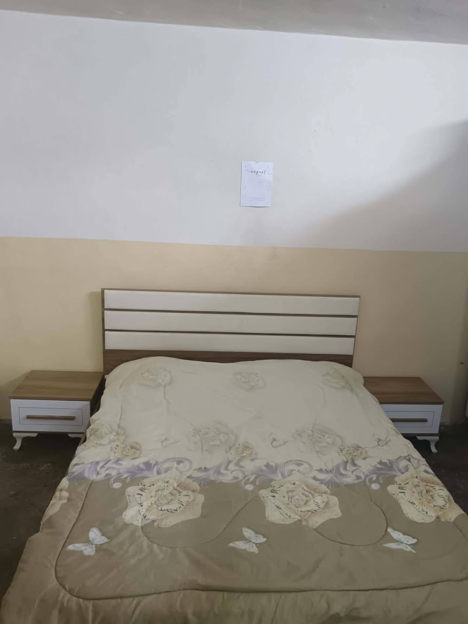 غرفه تركيه للبيع السعر 400 الف 
عنوان حي التحرير للتواصل عالخاص


**إذا كنت صاحب هذا الإعلان وتريد حذفه لأي سبب، رجاءا أرسل رسالة إلى الدعم الفني**