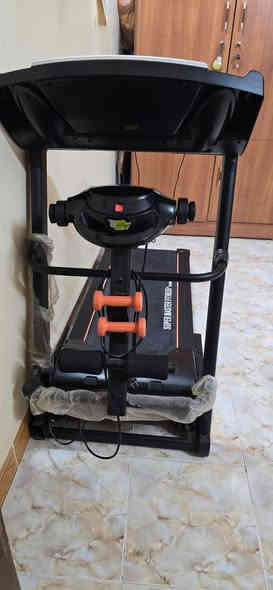 لام عليكم جهاز جري للبيع جبالي و يتحمل وزن 132 و جهاز صار شهر عندي ابيع لان ماخذ مكان بل بيت سعر 300 وبي مجال للطيبين مكاني كركوك 
رقمي واتساب ***********📞☎️
