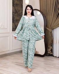 تراك نسائي • موديل كوري • فري سايز ١١٠ كيلو