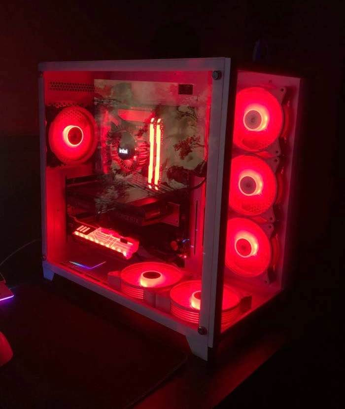 كل القطع من براندات راقية 
i5 11400
RTX 3060 12GB zotac gaming
RAM 16 ddr4 8x2 crosair
storage
1- NVME 256GB Lexar
2- NVME 1TB WDC

MB gigabyte z590 vision g 
psu gigabyte aorus ap750gm ( 750w )

الشاشة 
msi mag 256 اعتقد هيج اسمهة
180hz , FHD , 25" , IPS
وبيهة اعدادات هواي بيهة خدش بسيط

سعر الكيس مع الشاشة 1,350,000 دينار يعني 900 دولار
السعر بي مجال بسيط
اي استفسار خاص او عالرقم
*********** أربيل, العراق
