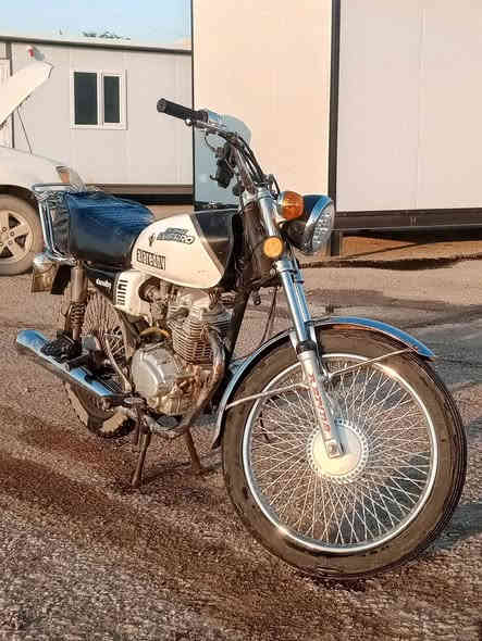 سلام عليكم 
دراجه نامه برو 2020رقم نجف اكرر رقم نجف باسمي الدراجه مفتوحة مبدل ولفات و بستم فقط لا غير  
ضفيره جديده 
السعر 950 و بي مجال الي يجي كبل مداور ماتعبك
والي عده مراوس يراسلني
رقمي *********** مكاني نجف
