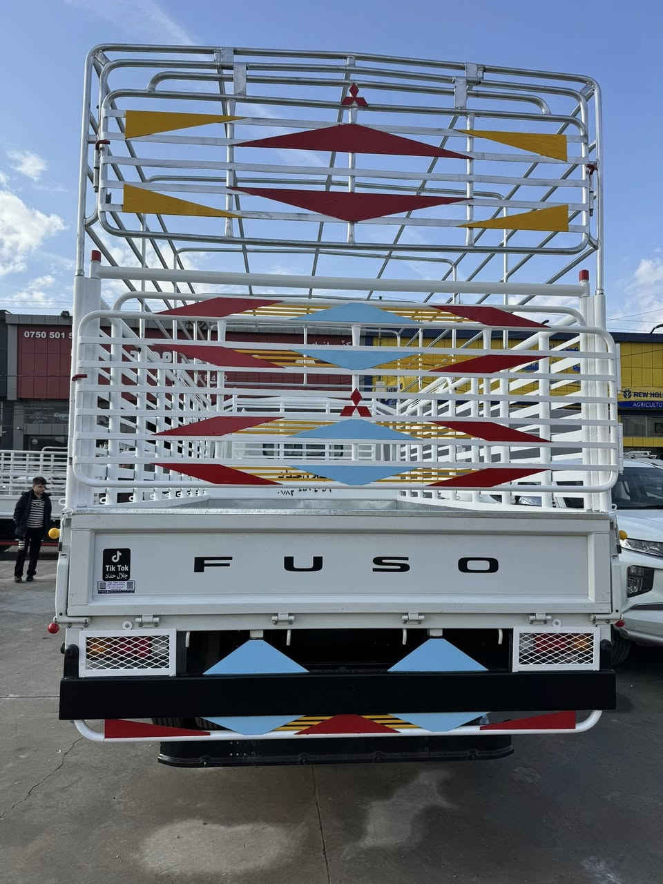 اسلام عليكم 
للبيع كنتر 
٢٠٢٦ زيرو 
محسن 
بدي بلادي 
رقم اربيل 
سعر ٣٢٠ 💣
مكان اربيل 
***********
***********
