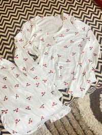 ملابس بنات • شلحات وتراكات • توصيل