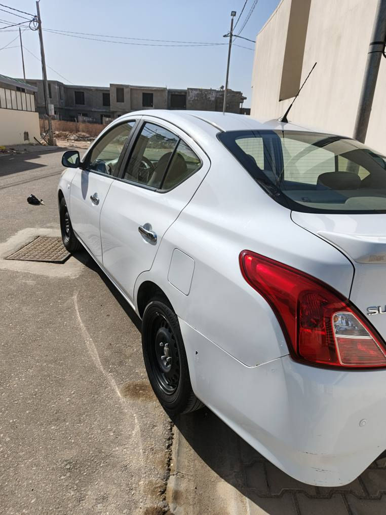 نيسان صني 2021 اربيل
لون ابيض 
ماشية 108 الف 
جاهزة من كل شي 
سنوية بعدهه ماساقطة
بيهه بارد بسيط كلش اربع اصابع يم باب البابنزين
السعر 110
*********** النجف, العراق
