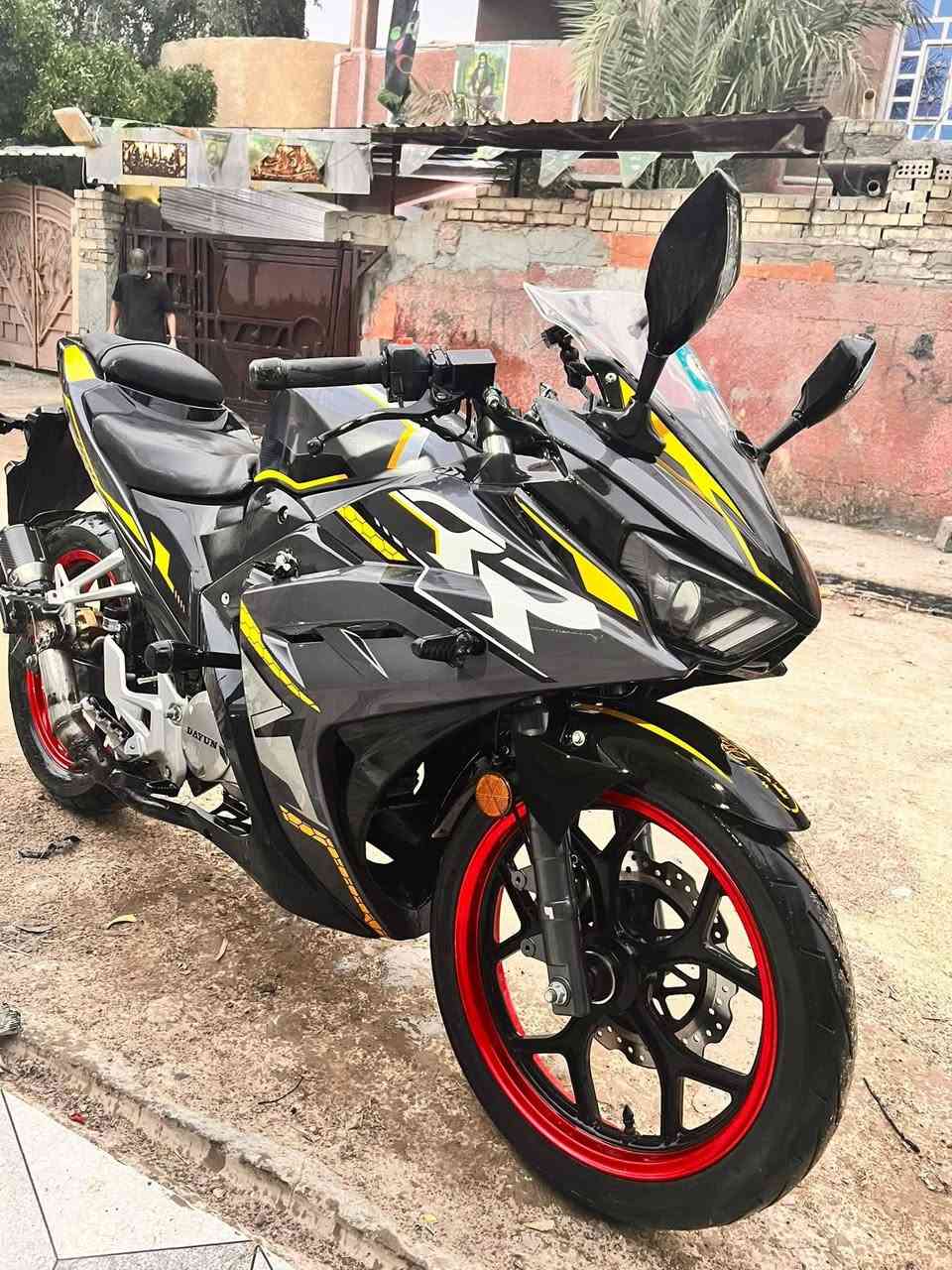 السلام عليكم
دايوان RR200 بطح |
محرك 200 مكفول كفاله عامة
رقم ديالى سنويه مشروع وطني
صالنصه رياضي Sc مغلف كاربون فايبر | لون المميز اسمنتي
كامرة كوبرو 4k
اشاير جمجة
لد نهاري
كهربائيات كفاله عامه
مرايات تي ماكس ا
ماشيه 9 الالف
شعار شركه سيزر
تايرات جديده
***********
