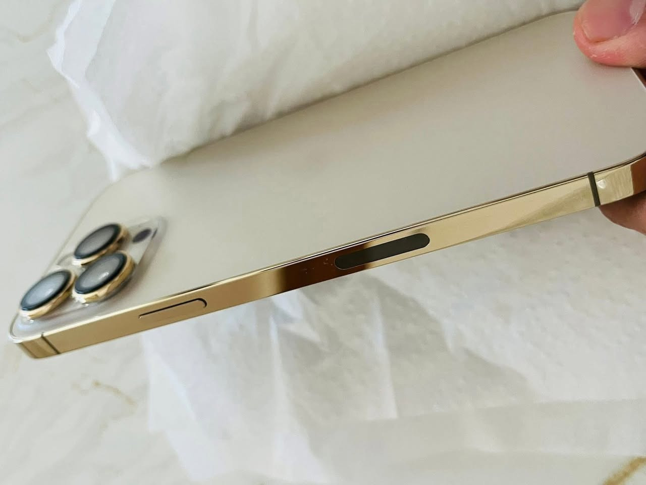 اسم الجهاز : ايفون 13 برو ماكس
النموذج  واللون : امريكي M ذهبي بالكامل
الذاكرة :  512 GB 
البطارية : 100% مرفوعة حاسبة
والحقيقية 94% شحن قوي جداً
الملحقات : كارتون 
نظافة الجهاز : نظافة عالية جداً
السعر : خاص او اتصال بسبب ضعيفين النفوس
رقم الهاتف واتس او اتصال
 ***********
