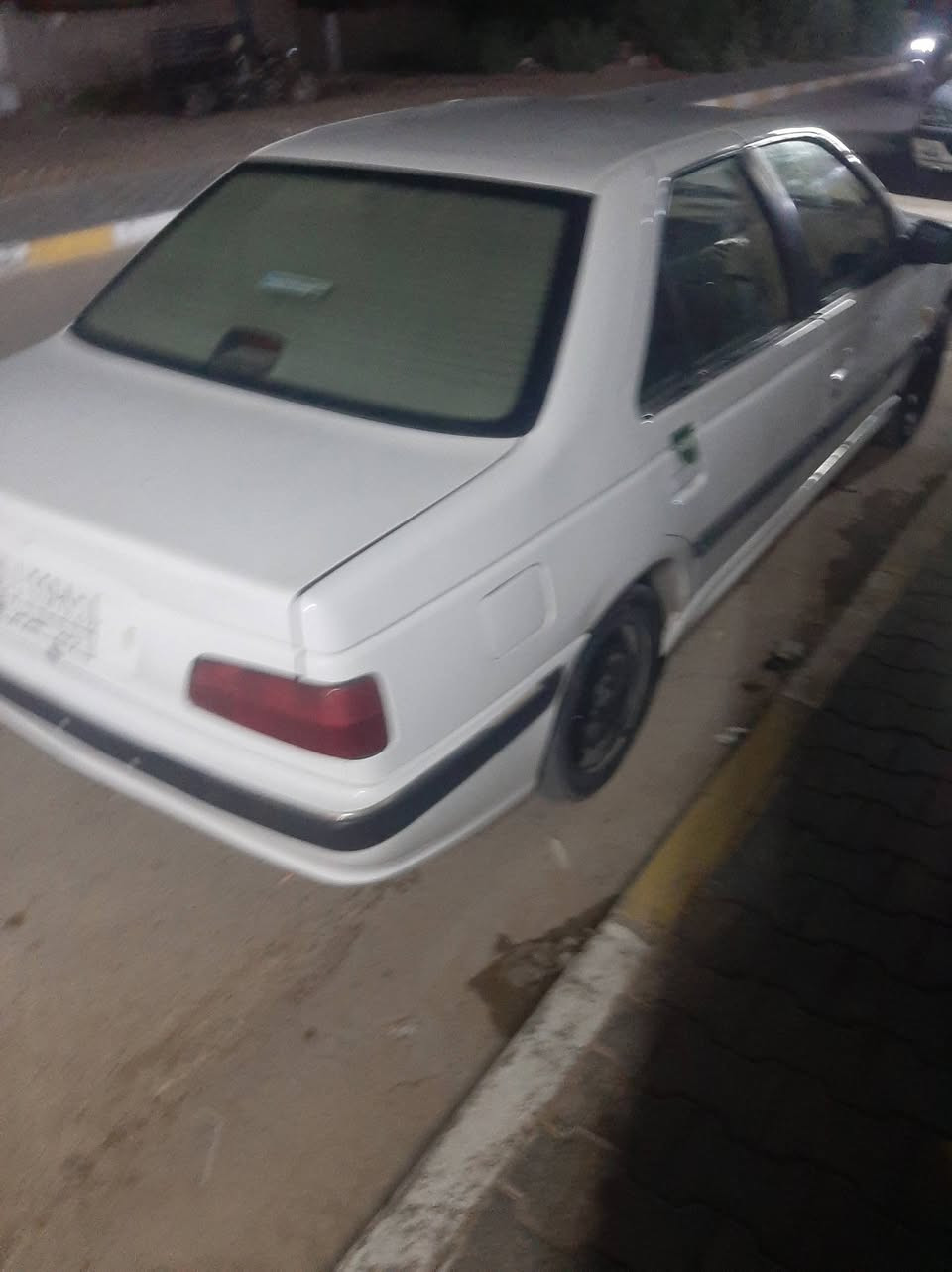 بيجو ٢٠٢١خصوصي للبيع رقم واسط مكفوله محجوزه السعر٦٠وبيه مجال ماستر كارد مكان السياره كوت ***********
