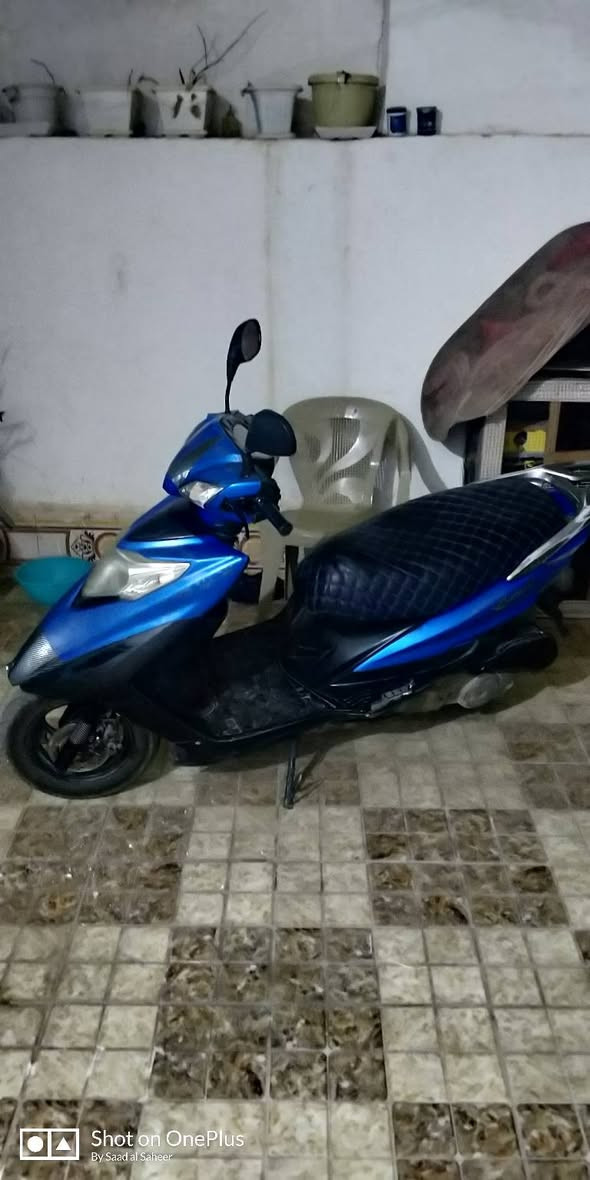 دراجه هاوجي للبيع 
شغال وعلى الفحص 
المكان الرمادي 
السعر 380 الف 
للتواصل على الواتس اب 
***********
