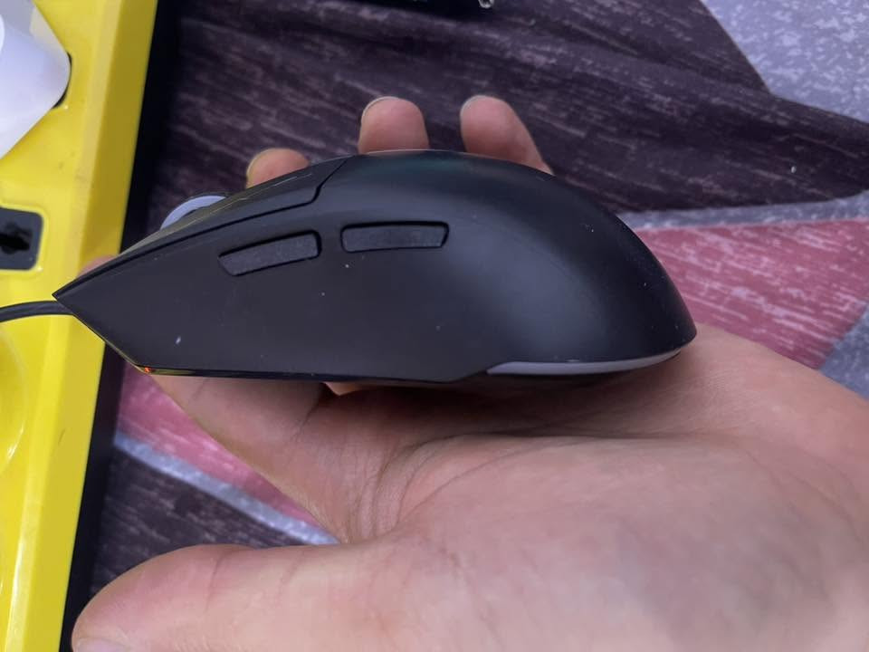 ماوس hp جديد بسعر مناسب جداً


**إذا كنت صاحب هذا الإعلان وتريد حذفه لأي سبب، رجاءا أرسل رسالة إلى الدعم الفني**