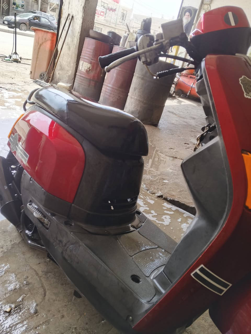 بوليس موديل 2008 بوشه 49 بلاد  شلعه ومعدل خير من الله كهربائيات شغاله  هندر واحد بكل وقت تايرات جدد نقصها راجز مال سلف  السعر 700 وبيها مجال قليل العنوان كربلاء حولي 100 خاص موجود او تصل ع رقمم
***********
