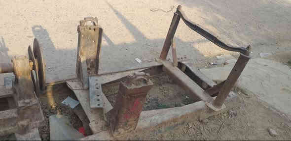 السلام عليكم مكينة مانز للبيع عوزها فقط رنكات وياة خنزيرة 12x10مكاني ميسان الشراي  يتصل ***********/***********
