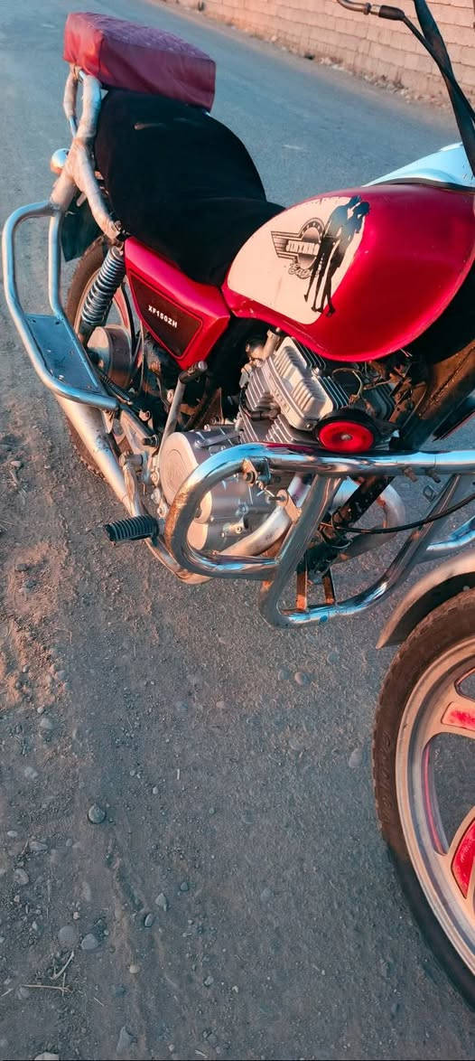 سلام عليكم موطور لبيع جني دبل بلك موطور كلو شغال لايت عالي ناصي بك لايت شاير اربع جيهات محرك مفتوح بس الفوك موطور جاهز موديل 16 السعر 350 وبي مجال ***********اتصل وتدلل
