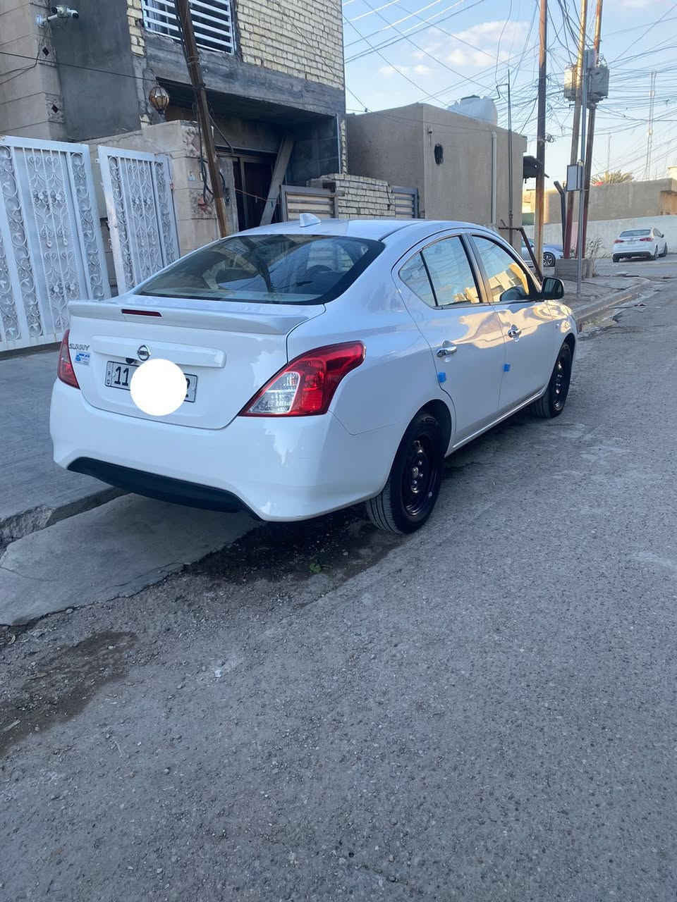 سني هندي بليته زركه 2024
ماشيه 25 الف 
مكفوله من الصبغ والبارد والتبديل
 بيها فقط شخط بسيط موضح بالصور 
137 ورقه وبيها مجال بسيط 
مكانها بغداد / حي الجامعه ***********
