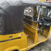 تكتك للبيع ١٩كامله كبل للشارع ٧وراق اصليه مدينه الصدر مكينه ٢١كبل للشا...