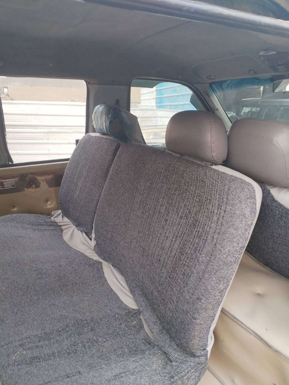 السلام عليكم ورحمة الله وبركاته بريجو م 1997فان رقم بغداد بسمي كير محرك اكسن دينمو سلف باتري جدد بطاين ارضيه جدد كشنات مال حاويه جدد سنترلك ٤ بيبان شاشه تخم تاير جديد ويل كب منغولي سياره خي. من الله ما تصرف عليهه الف بالعافيه ع ياخدهه العنوان ابو غريب الحصوه ملاحظه بيه شخوط بل صفحه باب السلايت من العالم المتخاف الله خفيف اني مكلف بل نشر هاذا رقم صاحبهه ***********
