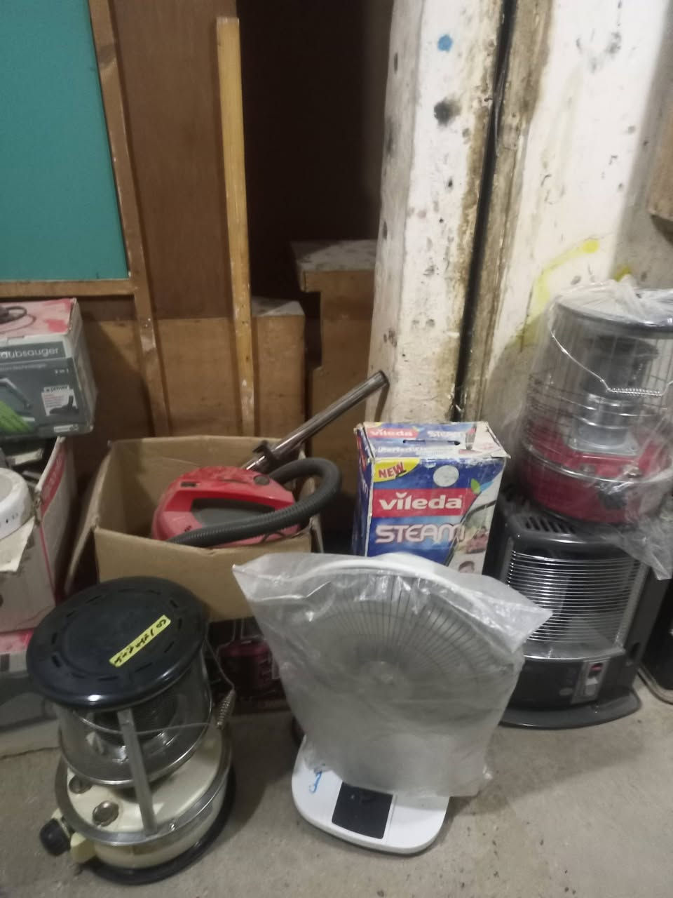 مجمع علي السداوي للمواد المنزليه المستعمله نستقبل الغراض المستعمله بوصل المحل يعني عدك غراض زايده كولشي ناخذ حته المواعين من عده الملابس ناخذهن نعرض يمنه بل محل ومن ينباعن اطيكم فلوس واني اجيكم للبيت بس الاسعار ديرو بالكم علينه والله تجيني عالم مرات اني اطي من جيبي يشهد الله ماعدهه العنوان العلكايه شارع الثاني قرب جامع حي الزهراءع سده الهندية  ***********علي السداوي ***********علي السداوي ‏‪077-385-28147‬‏احمد الشمري
