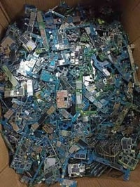 ورحمه الله وبركاته ...نتشري جميع بوردات التلفون التالفه على الوزن ..سع...