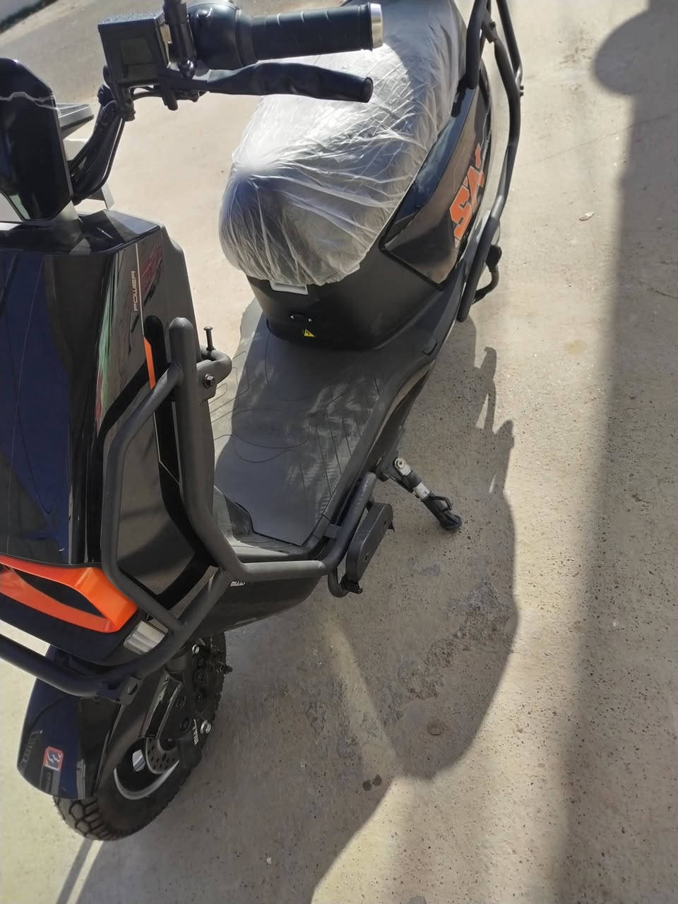 السلام عليكم
دراجة شحن  موديل ٢٠٢٦ بطاريات گرافين حقيقي 
الضمان سنه ونصف على البطاريات والملف 
ملف نحاس100% قدرة 1500 واط 
كارت تشغيل مع ريمونت
دبلات هدروليكية عالية الأداء 
جميع الكابلات وتر بروف 
بلاستيك مقاوم للصدمات مع طلاء حراري لا يتغير بالشمس 
اطارات جلاتين درجة اولى ضمان ضد الانفجار والتلف الذاتي 
السعر مليون و١٠٠ الف
وبي ضمان سنة ونص يم شركه مؤيد طيارة للدراجات

مكان العبايجي


**إذا كنت صاحب هذا الإعلان وتريد حذفه لأي سبب، رجاءا أرسل رسالة إلى الدعم الفني**