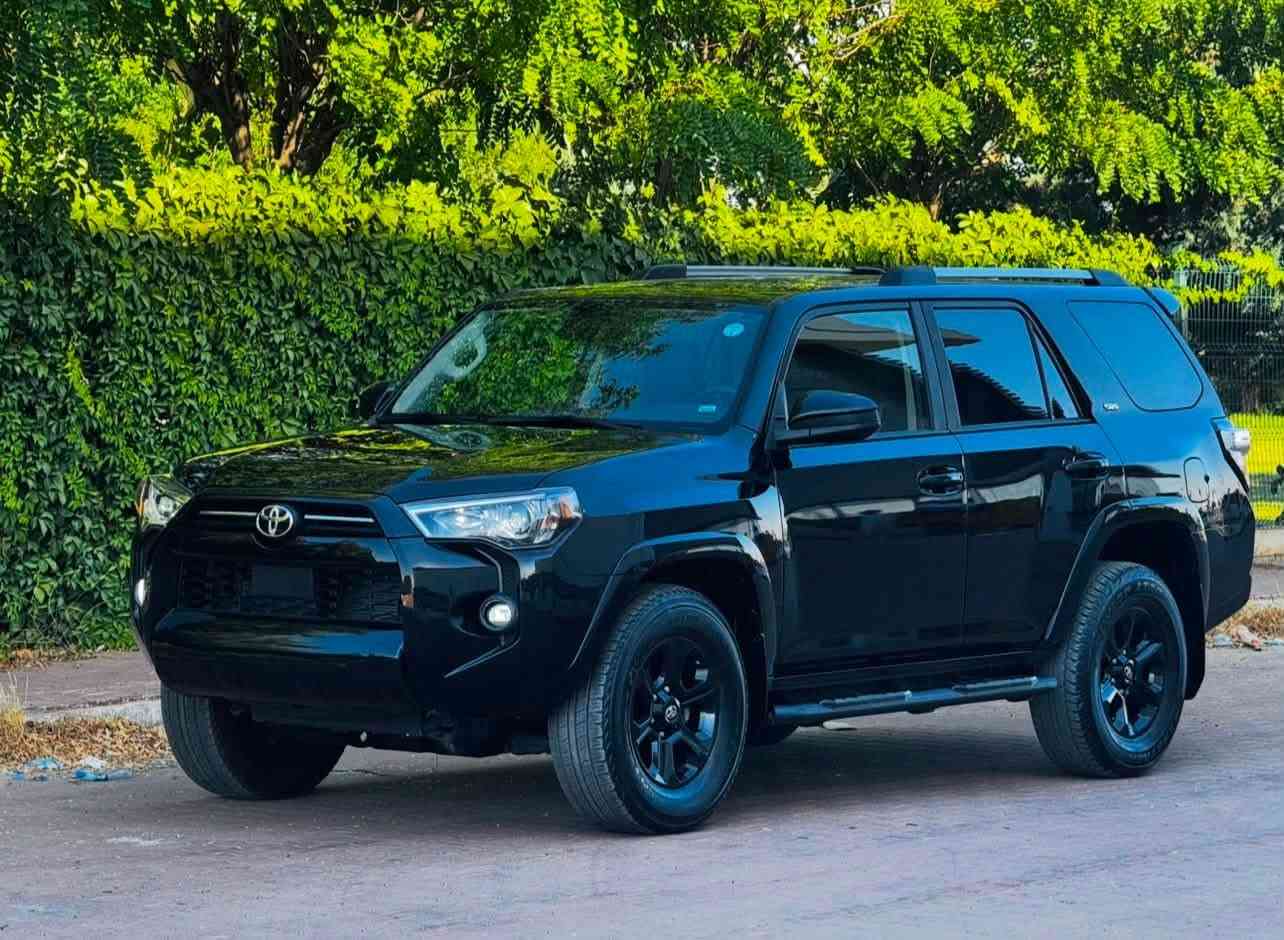 السلام عليكم
TOYOTA  4RUNNER SR5 2024 ✍️

لون  اسود ملكي 🖤
~ موديل :- 2024
~ تويوتا فور رنر 
~ وارد أمريكا  
~ محرك 6 سلندر  / V6 
~ فئة SR5 
~سيارة جملغ امامي صبغ بدون داخلية 
~ ايرباك ستيرن و تكمة مرجع بلادي 
~موصفات 
~ بصمة 
~ تو ويل (2*4)
~ شاشة كبير  كاميرة دوار 
~ كاميرة خلفية 
~ داخلية اسود ملكية 
~ رادار أمامي و جانبية 
~ كشن أمامي كهربائية 
~ لايتات عدسة زينونة 
~تحديد سرعة 
~ حجم تايرات 17 
~ سبعة راكب ( ثلاث مقاعد)
~ ماشي  65  الف ميل 
~سيارة رقم كاتي لازم ترقيم شيمالية
~ رقم شانسي وصورحادث موجود للمنشور 
~ سعر  ( 263)💰ورقة دولار بيها مجال 🤏
~ مكان  📍 عقرة 
  رقم تلفون و واتساب☎️
***********
