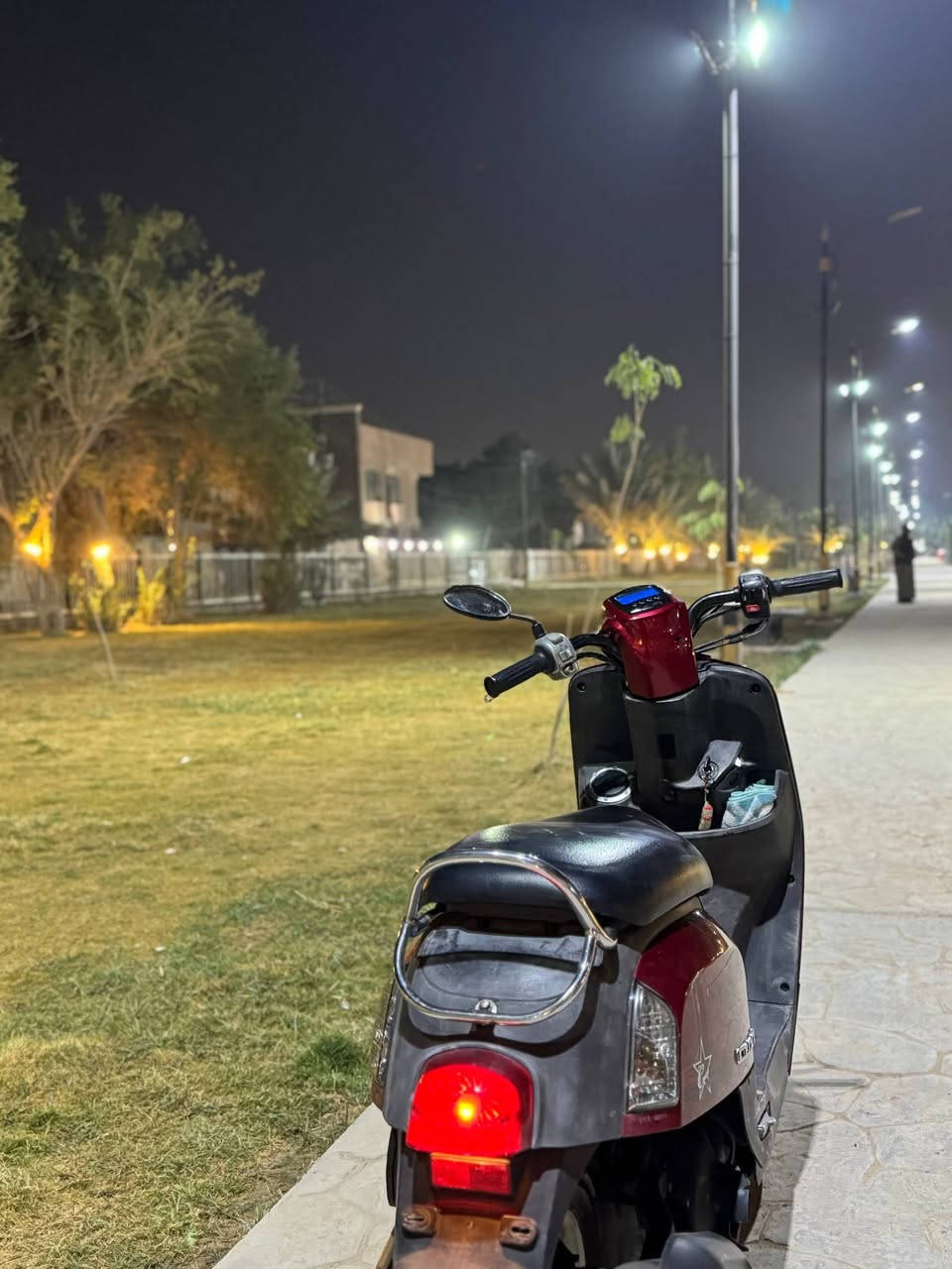 سلام عليكم دراجه ماكس بوليس كفاله عامه أي نقص ما بيها صار اقل الشهر من طالعه وصل معرض مختمه جيب فيتر وفحص مكاني نجف كوفه حي 17 تموز للأستفسار ***********
